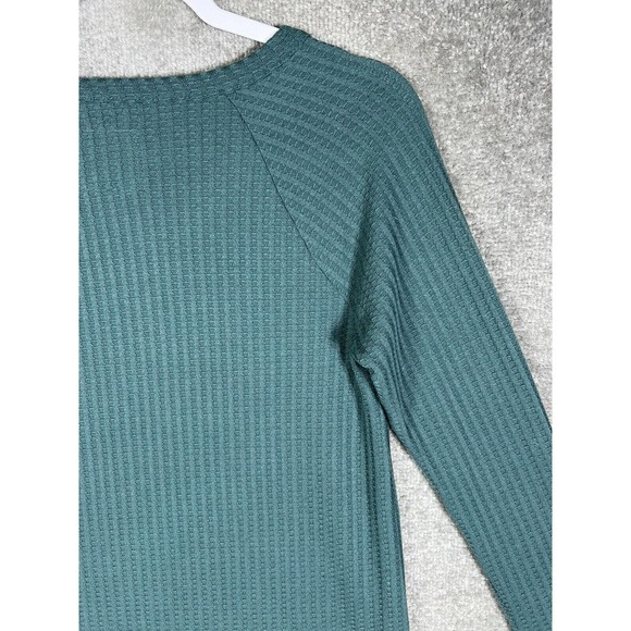 Chasor‎ Thermal Knit Button Cuff Pullover Top Womens Size Medium Teal Curved Hem - Picture 9 of 14
